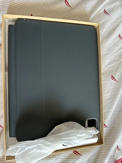 HOU Keyboard Case for 2022 iPad Air 5th / 4th Generation and 2021 iPad Pro 11