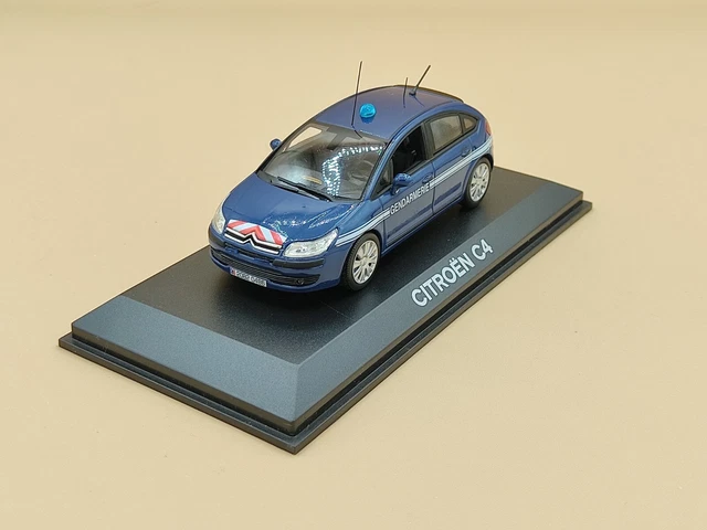 1/43 Citroën C4 Berline "Gendarmerie" Bleu 2005 Norev ref: 155408