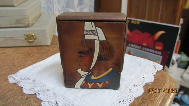 Boîte D'attache Ancienne UMCO 132U - ROUGE - Très Bon état - Rare