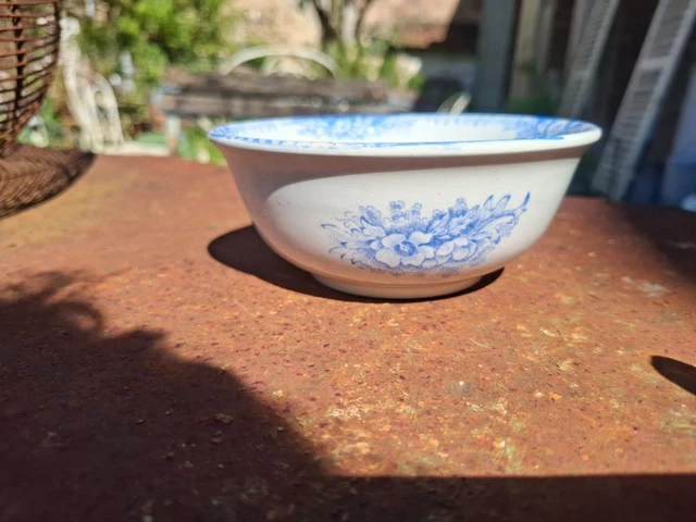 Bol à soupe avec couvercle et cuillère Cades pratique