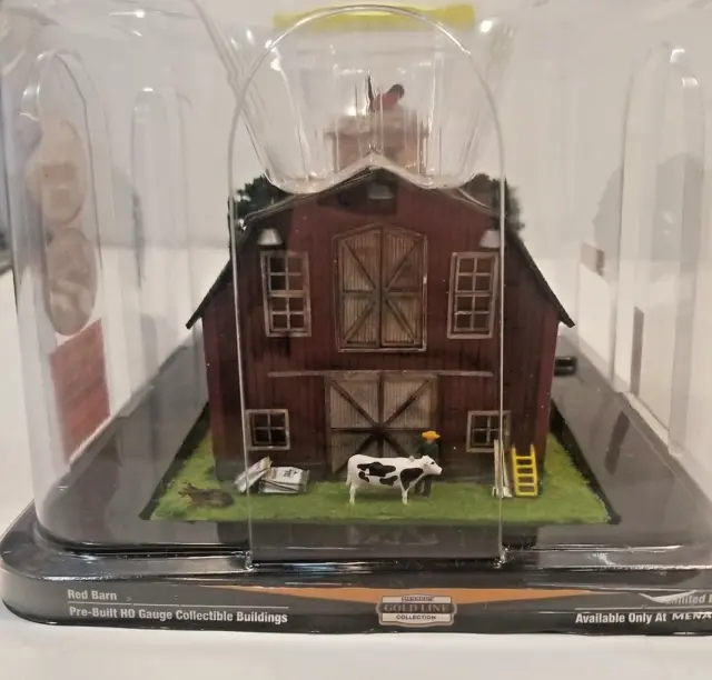 Menards HO Scale Red Barn #279-5016 - NEW