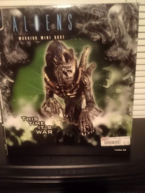 Aliens warrior bust palisades toys