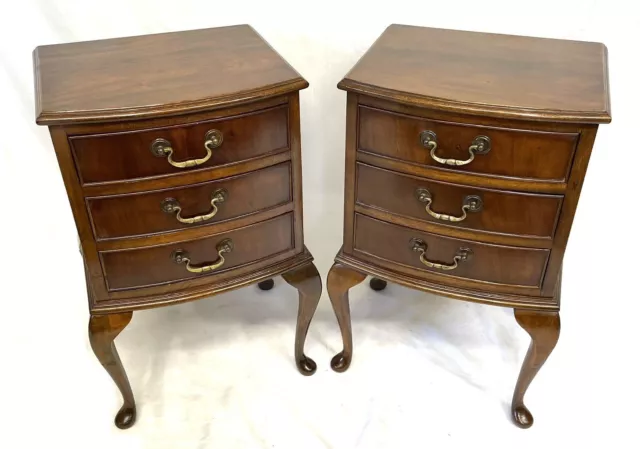 PAIR Antique Mahogany Bedside Cabinets / Nightstand Stands / Lamp Stands