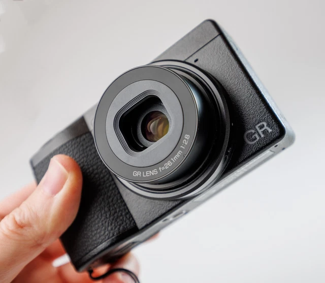 Ricoh GR IIIx Compact Digital Camera (MINT! barely used) Free case included!