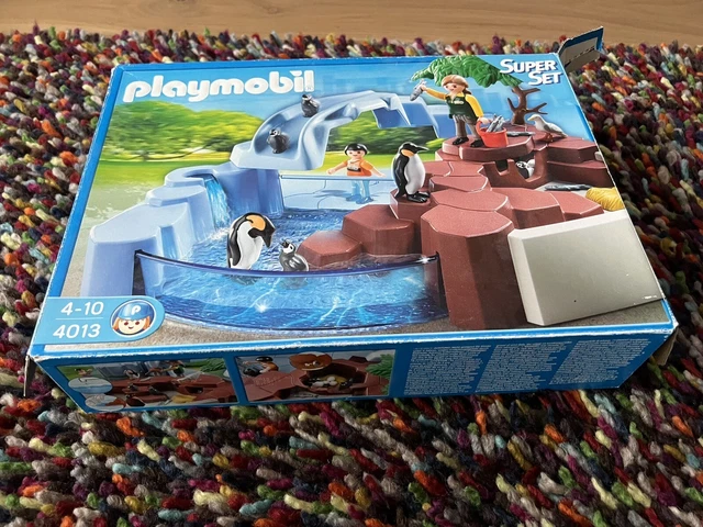 PLAYMOBIL SUPERSET PENGUIN Habitat (4013) Zoo Animals Pool Boxed Set