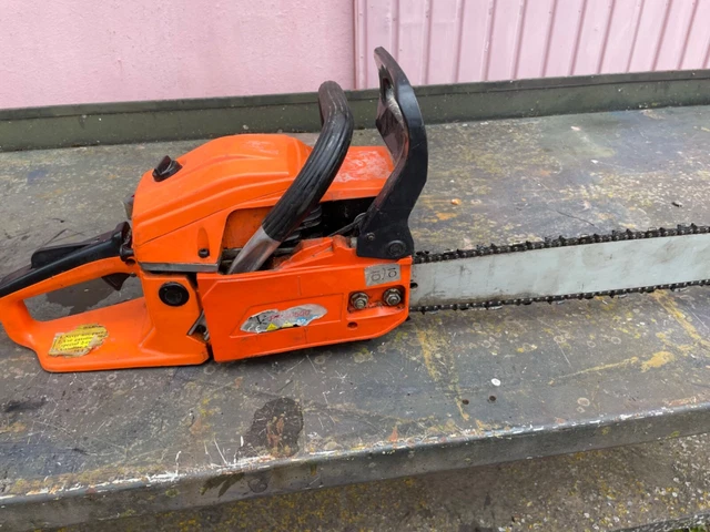 Motorsäge , keine Stihl oder Husqvarna