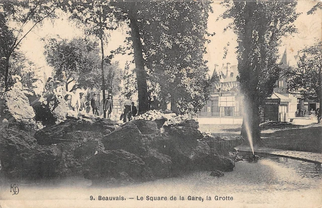 Cpa 60 Beauvais / Le Square De La Gare / La Grotte