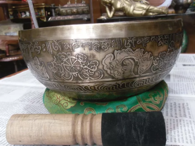 Mantra Carved Buddha Tibetan Singing Bowl, Beaten Hammered Singing Bowls, Nepal 3