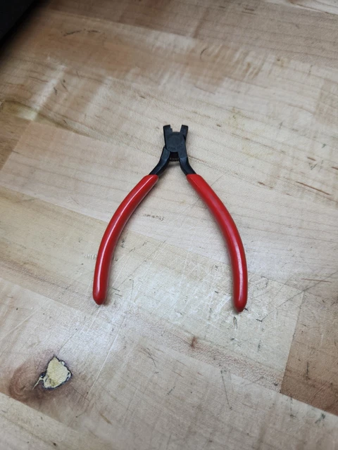 Vintage Snap-on  Circut Board Nipper E714 Cutter USA Angle Pliers