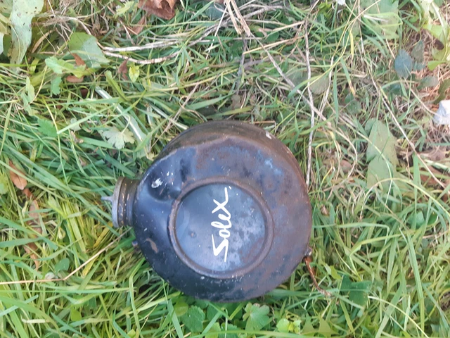 Réservoir en métal  d'origine  SOLEX 3800