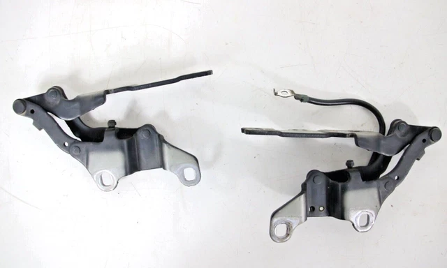 Charnière De Capot Avant Pour BMW Série 3 E91 - Référence 7115263/7115264 - Occasion