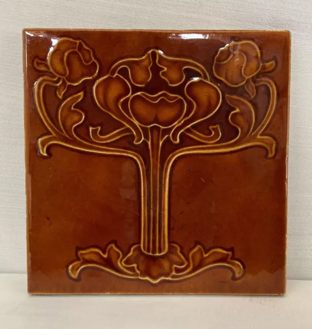 Antique Art Nouveau Majolica Fireplace Tile C1900 6 x 6 in beautiful shape
