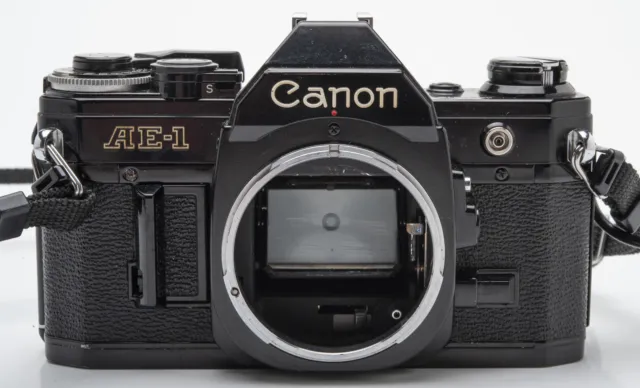 Canon AE-1 AE1 AE 1 Spiegelreflexkamera schwarz black Gehäuse mit Data Back A
