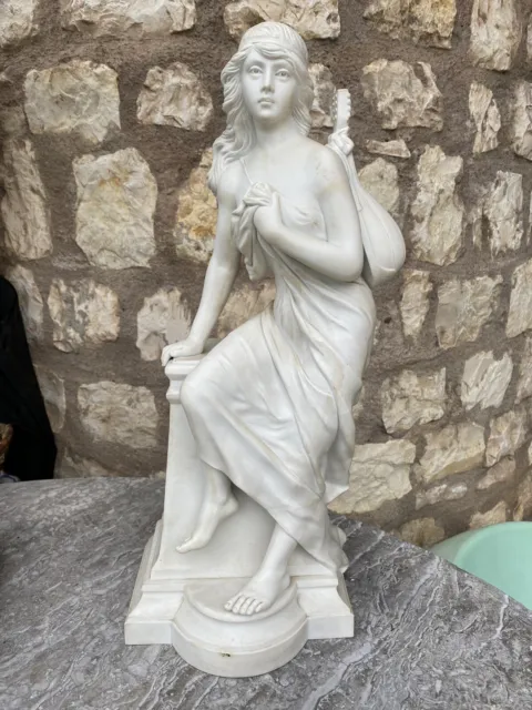 sculpture En Biscuit Art Nouveau ROGRON Femme A La Mandoline