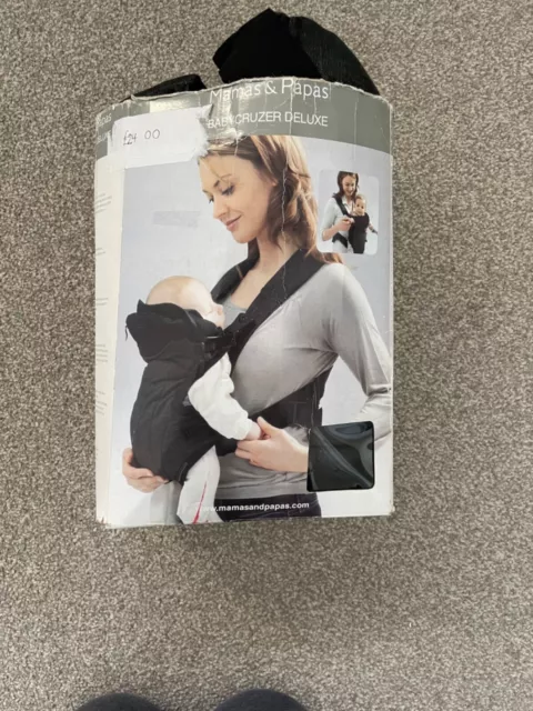 USED MAMAS AND PAPAS BABY CARRIER DELUXE SUITABLE FROM 3.5kg-9kg