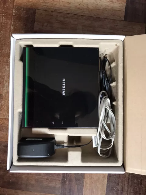 Netgear D6100-100PES AC1200 Mbps WiFi Modem Router, ADSL 2+, 2 Porte Gigabit, 1
