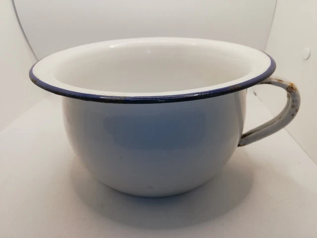 Pot De Nuit Ancien En Tôle émaillée Blanc, Liseret Bleu, Pour Déco Ou Usage