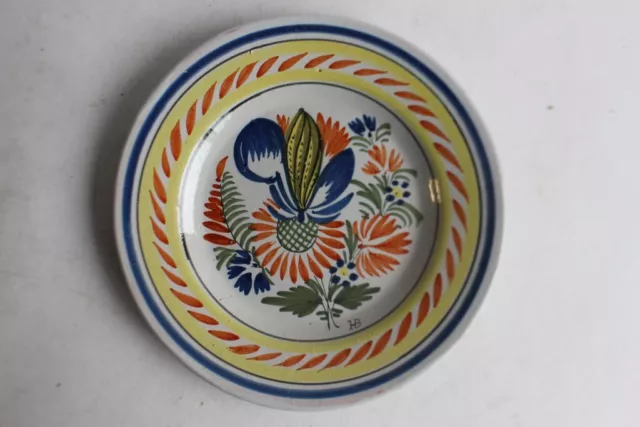 Earthenware plate by Quimper France Hubaudière (43757)