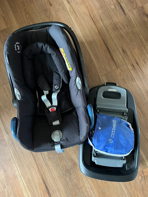 Maxi Cosi Cabriofix Car Seat & Familyfix Isofix Base &rain cover