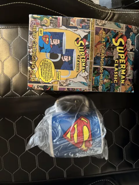 DC Comics Official Superman Classic Heat Changing mug - New and Boxed D7