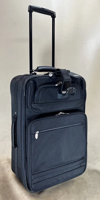 Preowned DAKOTA by Tumi Black Luggage 22" Upright Wheeled Suitcase 3