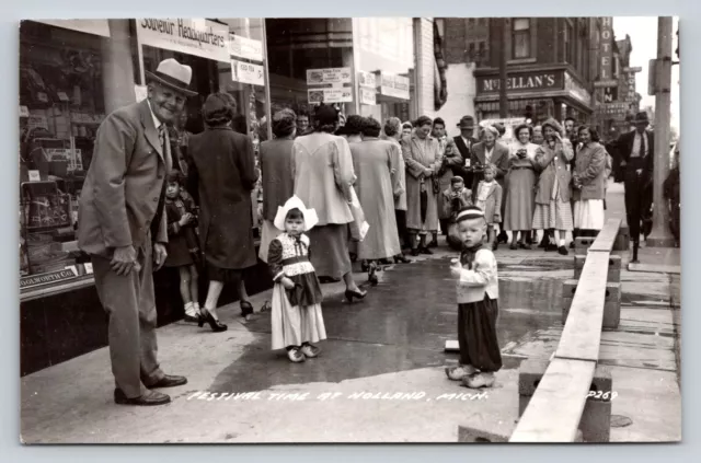 RPPC Festival Time People Tulip Street Scene Holland Michigan Real Photo P715