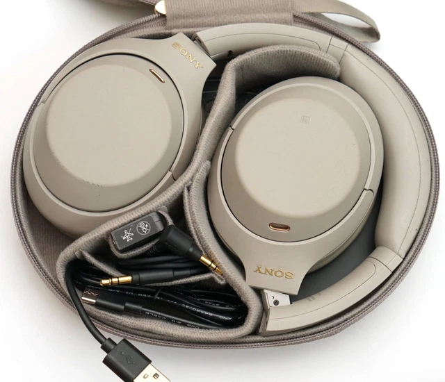 Sony WH-1000XM4 Noise Canceling Headphones – Over-Ear, Black – Used, Fully Functional