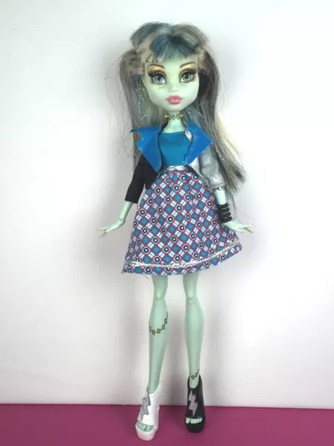 Monster High Doll Frankie Stein 13 Wishes With Fashion Pack Clothes