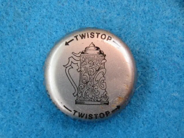 Vintage BEER Bottle Cap ~ FALSTAFF Brewing, St Louis, MISSOURI ~ Bottom Puzzle