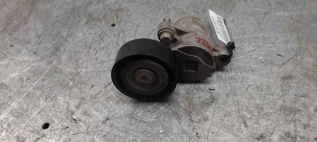 CM5Q6A228BA galet tendeur pour FORD FOCUS III SEDÁN 1.0 ECOBOOST 2010 1082750