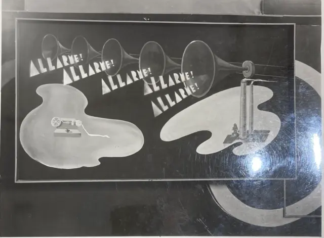 Arte-Fotografia-Futurismo-Propaganda D'epoca-Allarme-Megafoni-Fiera Di Bari-1937