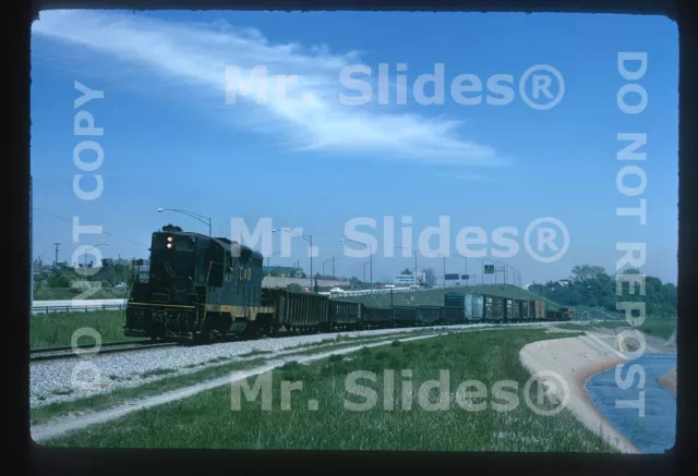 Original Slide C&O  Chesapeake & Ohio GP9 6050 Local Freight Action Cleveland OH