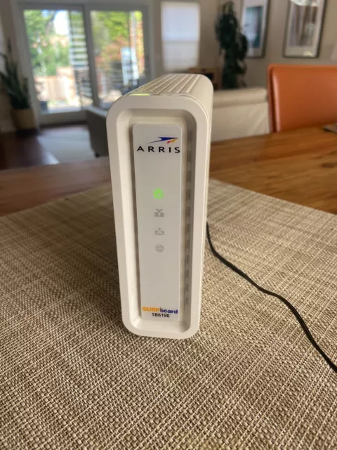 Motorola ARRIS SURFboard SB6141 DOCSIS 3.0 Cable Modem, White - slightly used