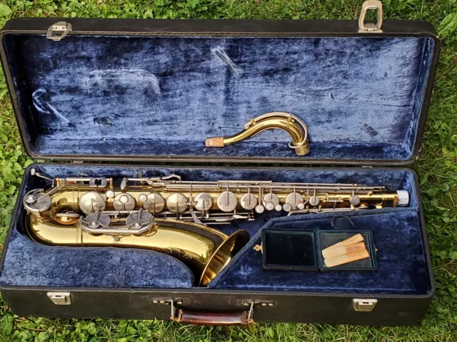 Nice vintage east German Tenor Saxophone "B&M Champion" (Weltklang)