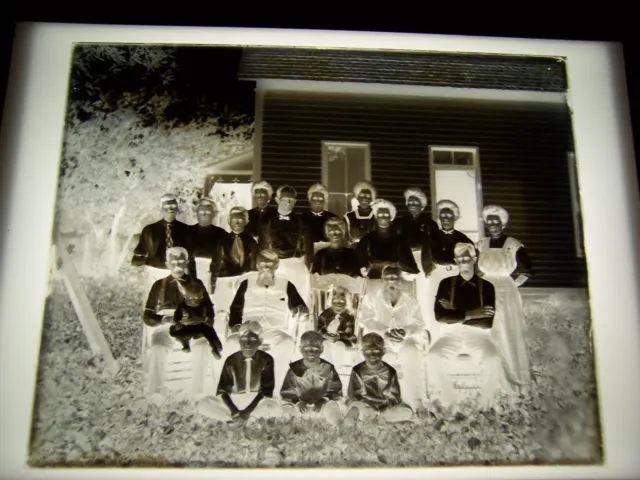 Antique 8" X "10" Glass Photograph Negative Of Large Family Outside Of House