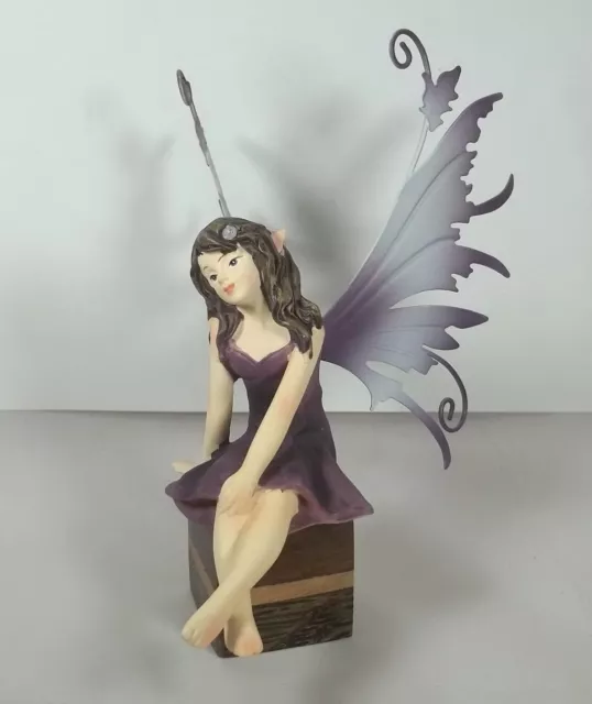fée rêveuse, ailes métal, figurine, héroïc,légende,fantasy, socle bois GT-9/04