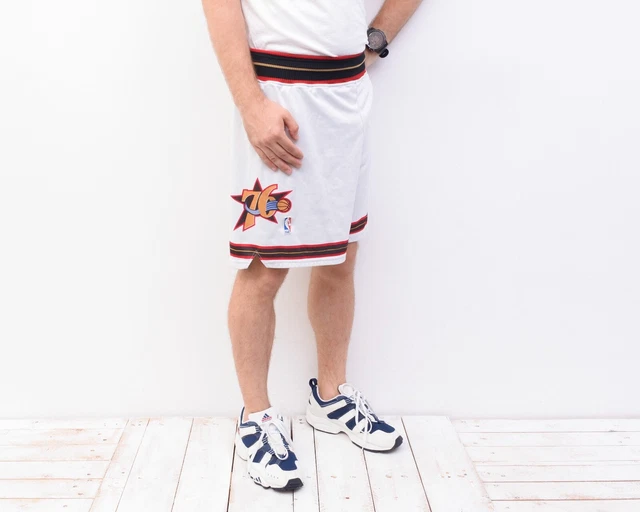 PHILADELPHIA 76ers Champion 90s basketball Men XL shorts Adult W32 - W38 vtg y2k