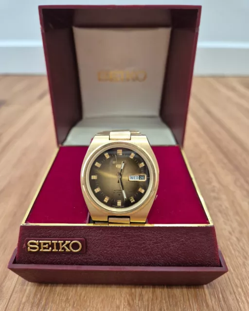 Seiko Men's Wristwatch Watch in Original Box Seiko 5 21 Jewel 70/80s?