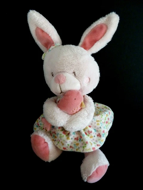 K4. DOUDOU PELUCHE MUSICAL TEX BABY LAPIN ROBE ROSE FLEUR OISEAU 25cm EXC. ETAT