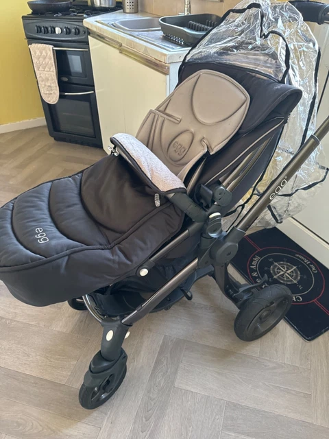 egg pram travel system