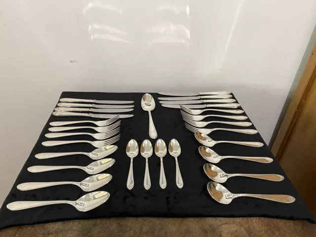 Vintage Grosvenor 29 Piece Cutlery Set Silver (epns)