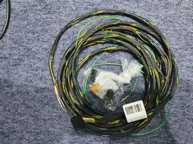 BMW F10 F01 F20 F30   F32 Original Reverse Camera wires. WITHOUT HSD WIRE .