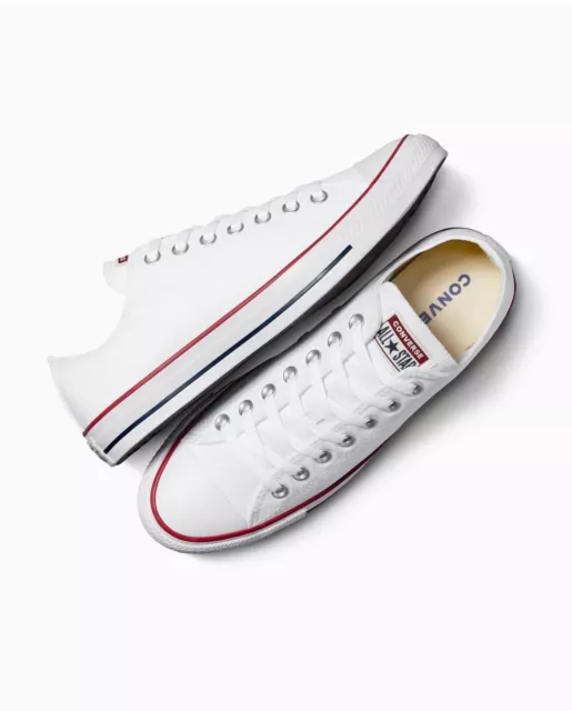 Size 8 - Converse Chuck Taylor All Star White