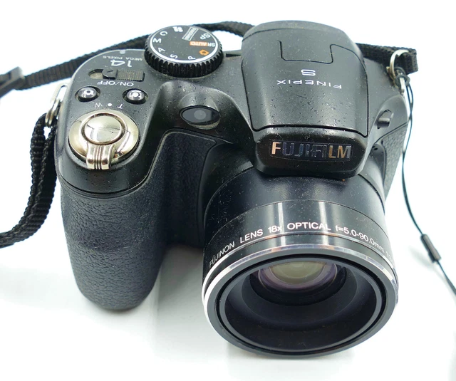 Appareil photo numérique  Fujifilm FIREPIX   S2950      14 MP
