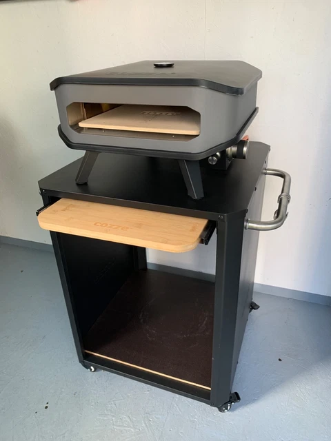 Cozze Pizzaofen Grill Gasgrill 13" mit original Tisch und Abdeckhaube Neuwertig
