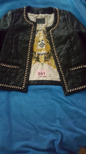 Girls River Island Jacket         AGE 8 years       BLACK