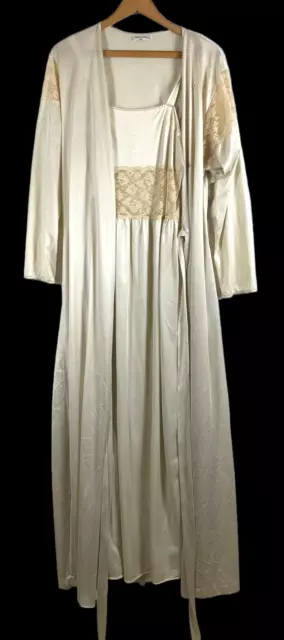 Vtg Peinoir Set DVF Designer Diane Von Furstenberg Nightgown & Robe Romantic S