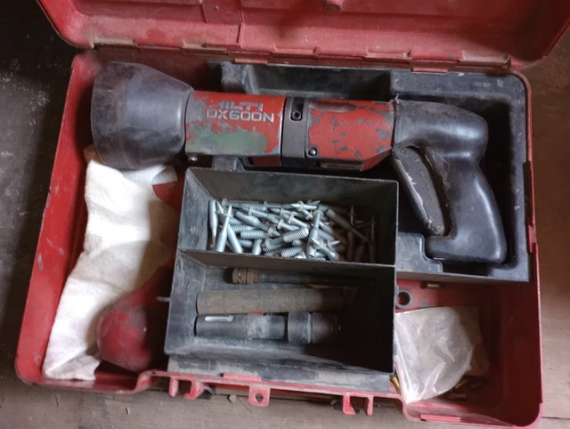 Hilti DX-600N Powder-Actuated Fastening Drive System Nailer - Black/Red