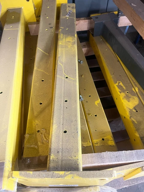 Quantity of 10 - 5W810A Corner Post: 4 in x 4 in 42 5/8 in Post Ht Safety Yellow