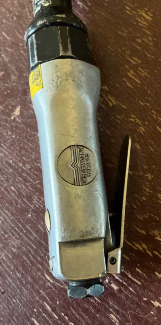 Central Pneumatic 3/8" Drive Pneumatic Air Ratchet Wrench No. 6374 - Untested 5